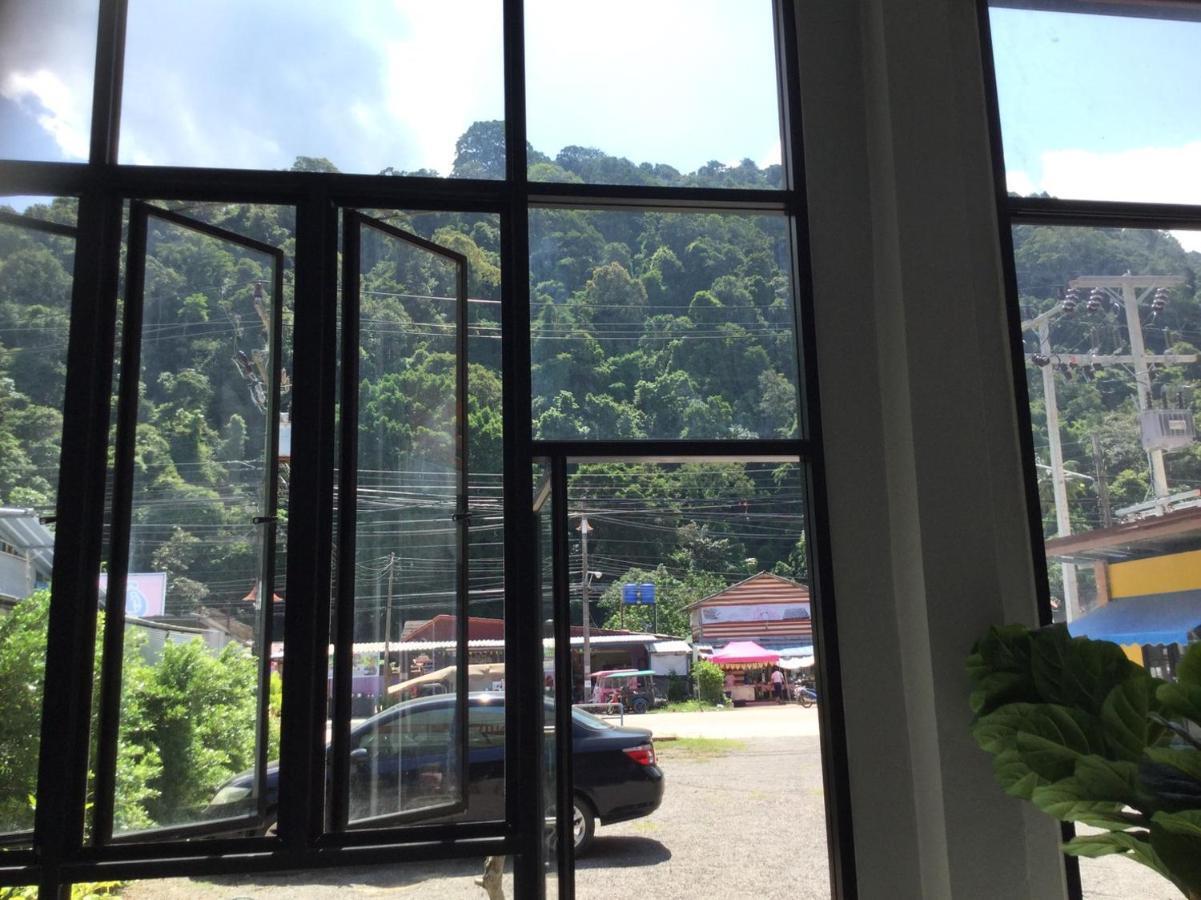 Wake Up @Lanta Hotel : Cafe Ko Lanta المظهر الخارجي الصورة